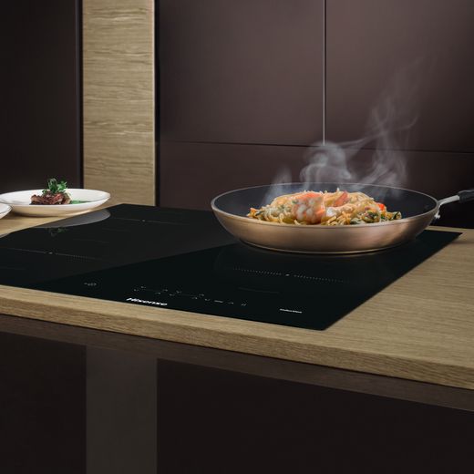 Hisense 60cm Ceramic Hob - Black