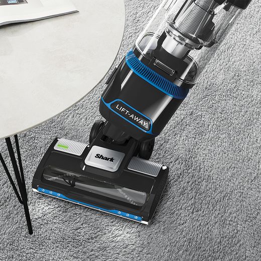 Shark Lift Away NV602UK Upright Vacuum Cleaner - Blue